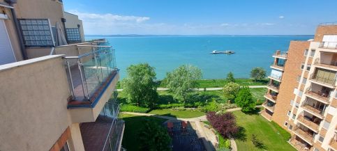 Galerius Home Harmony Gold 1.  Apartman23