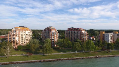 Galerius Home Harmony Gold 1.  Apartman3