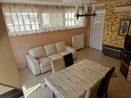 Betti Apartman12