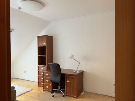 Merényi Luxus Apartman1