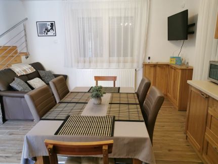 Silye De Lis Apartman2