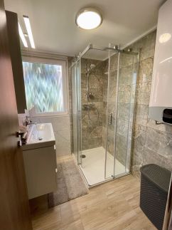 Lisza Apartman28
