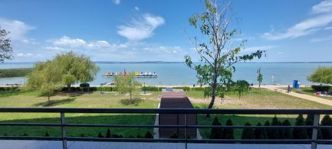 Club 218 Sunset Gold Wellness3