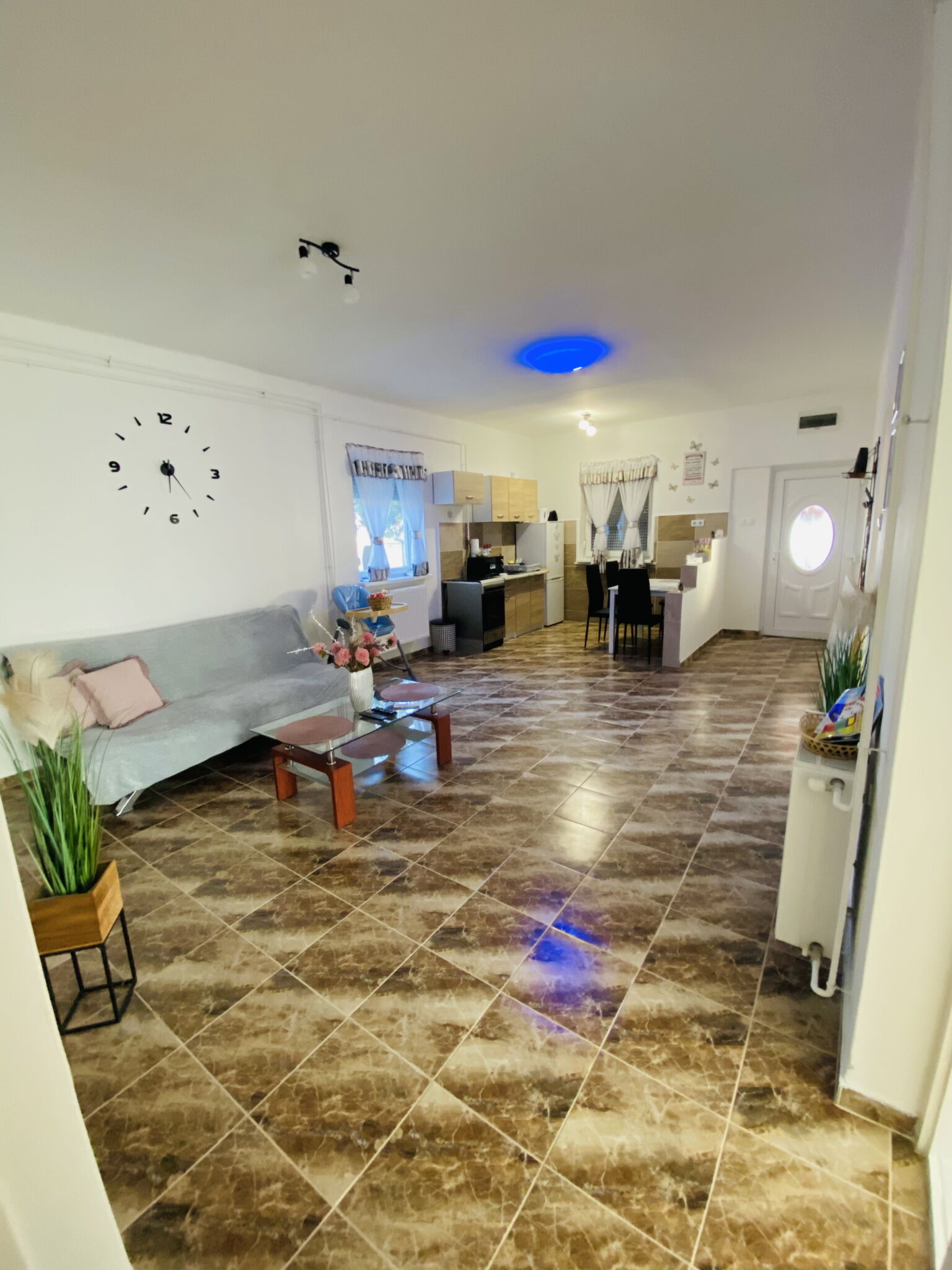 Imola Apartman – Gyula fotó 4