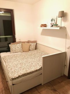 Erkel 19 Apartmanház16