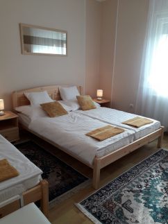 Golden Apartman9