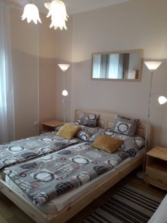 Golden Apartman15