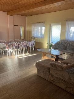 Dóra Apartman Balatonfenyves37