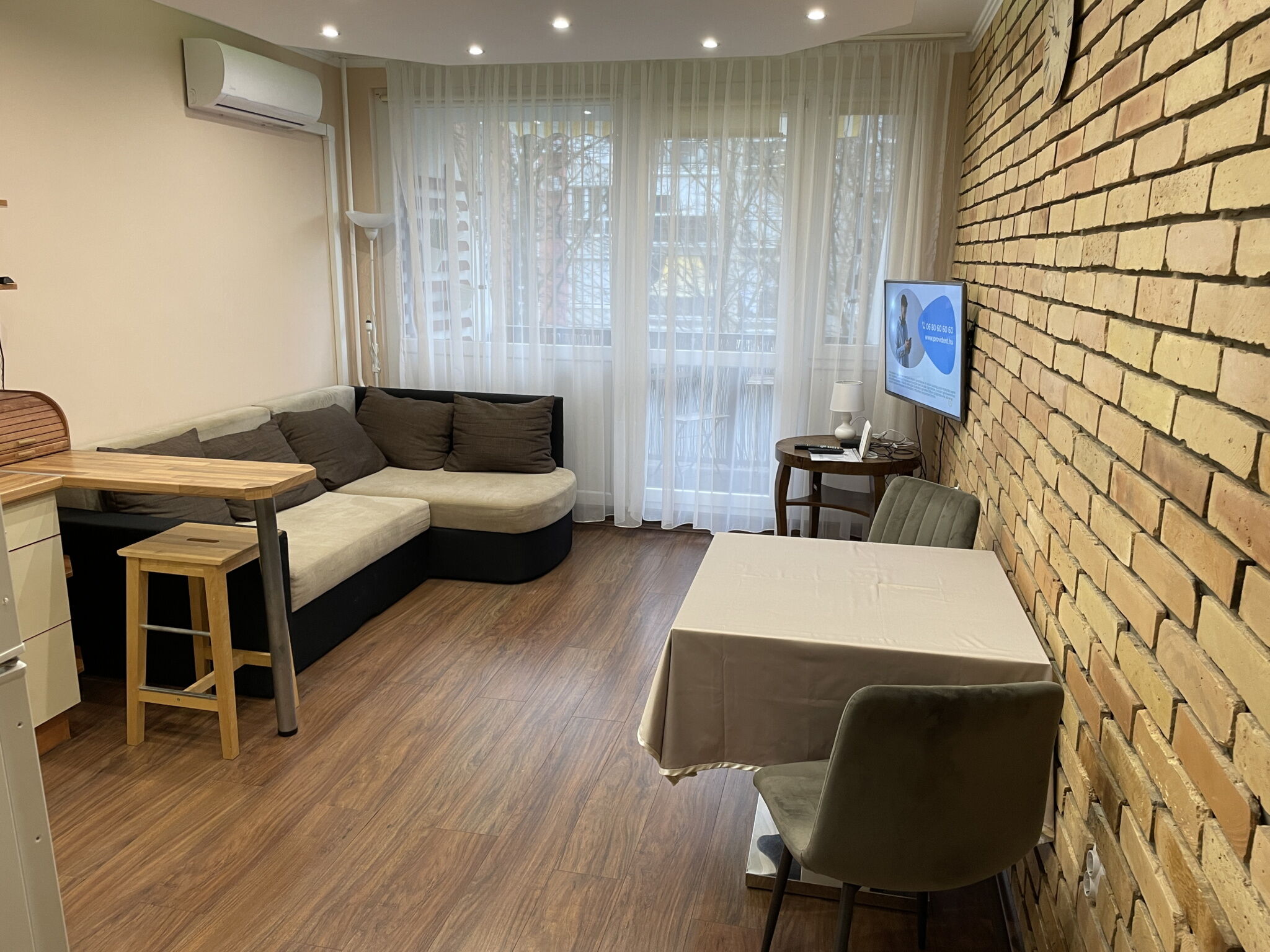 City Center Apartments  3 – Paks