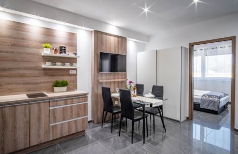 MF SilverLake Wellness7