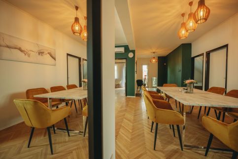 D6 Apartments10