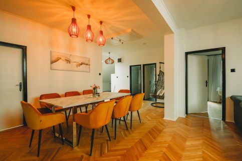 D6 Apartments22