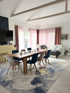 The Private House2