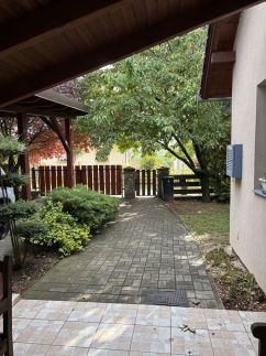 Kinga House2