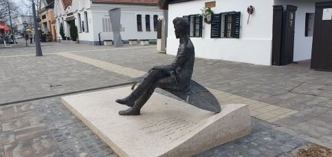 La’ Róna Panzió32