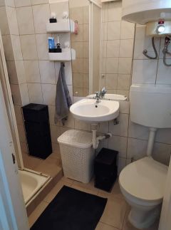 Reni Apartman11