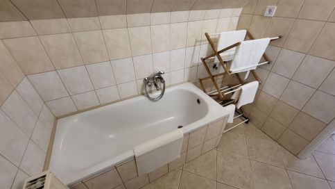 Völgyhíd Apartmanház8