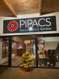 Pipacs Panír & Grill Garden Vendégház10