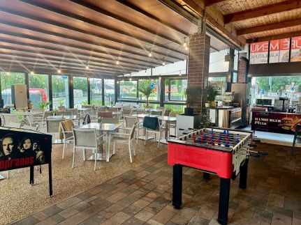 Pipacs Panír & Grill Garden Vendégház24