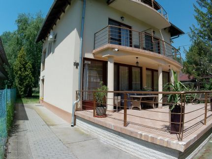 Aranyparti Apartmanok