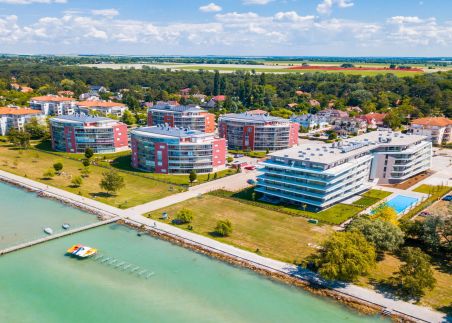 MF Coral Estrellita Apartment3