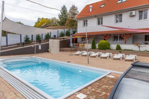 Forrás Panzió és Apartman6