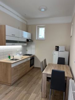 Albi Apartman1