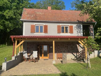 Berkenyés Házikó