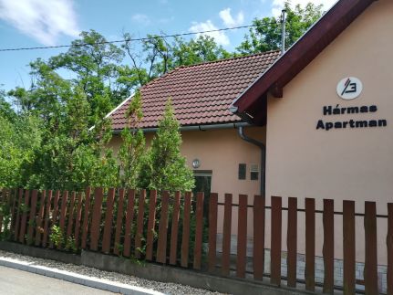 Hármas Apartman Zsóry Fürdő3