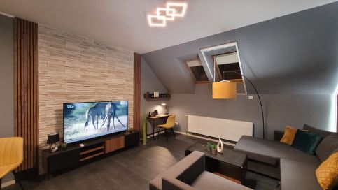 Mens' World Apartman8