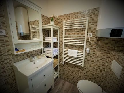 Forest House Vendégházak35