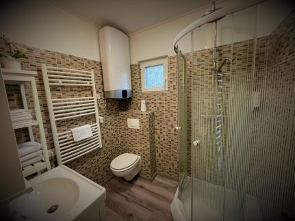 Forest House Vendégházak38