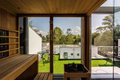 Villa Bauhaus Penthouse Wellness Apartman 13