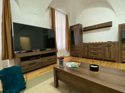 Bécsikapu Apartman8