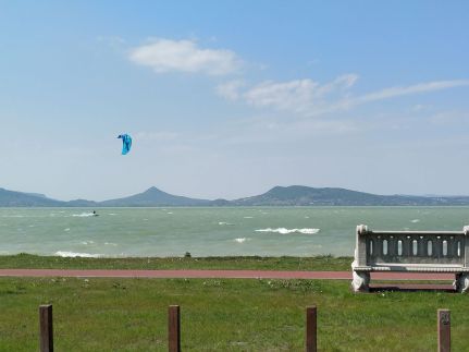 Beachfront Villa Balaton13