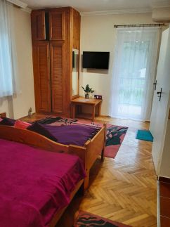 FŐNIX Vendégház Siófok24