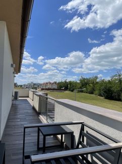 BalatonHáz11