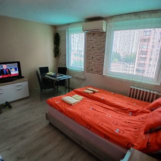 Sziszi Apartman28