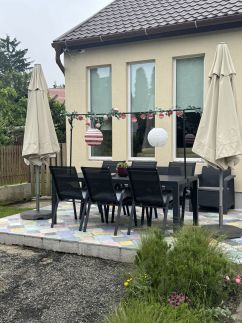 Feleségem Akarattya Vendégház42