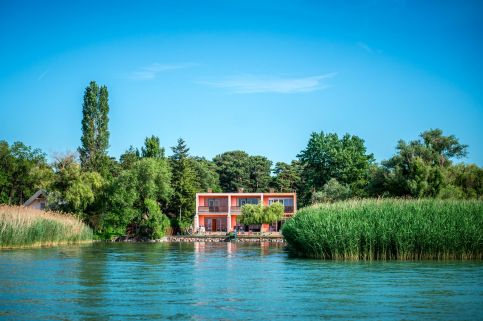 Balaton A Kertben Apartman1