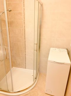 Hunor Napsugár Apartman13