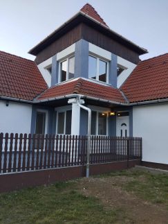 NADENKA & MGR. Vendégház4