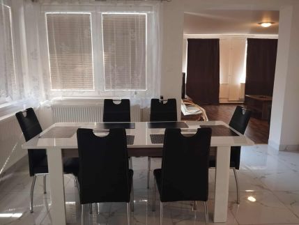 NADENKA & MGR. Vendégház10