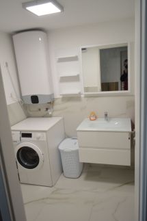 Granada 4 Közvetlen Vizparti Prémium Apartman****28
