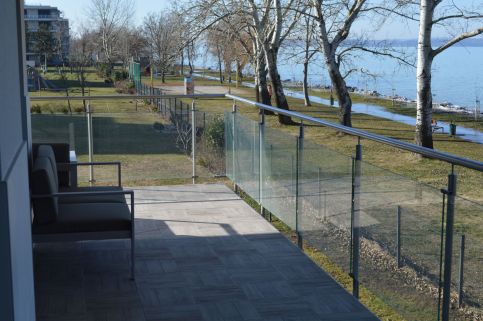 Granada 4 Közvetlen Vizparti Prémium Apartman****32