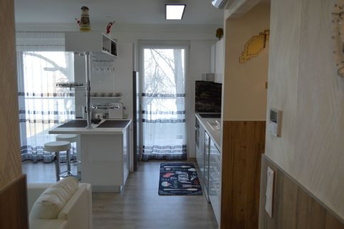 Granada 4 Közvetlen Vizparti Prémium Apartman****4