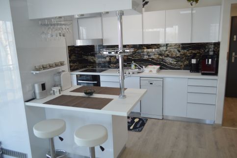 Granada 4 Közvetlen Vizparti Prémium Apartman****8