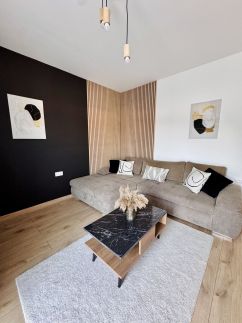 Lake Town Apartments I