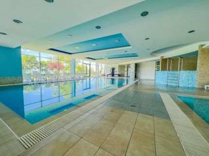 Club218 Red Wellness Apartman1