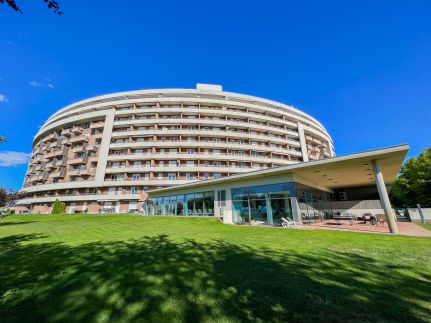 Club218 Red Wellness Apartman5